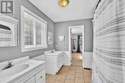 466 BEAUMONT DRIVE | Bracebridge Ontario | Slide Image Thirty-four