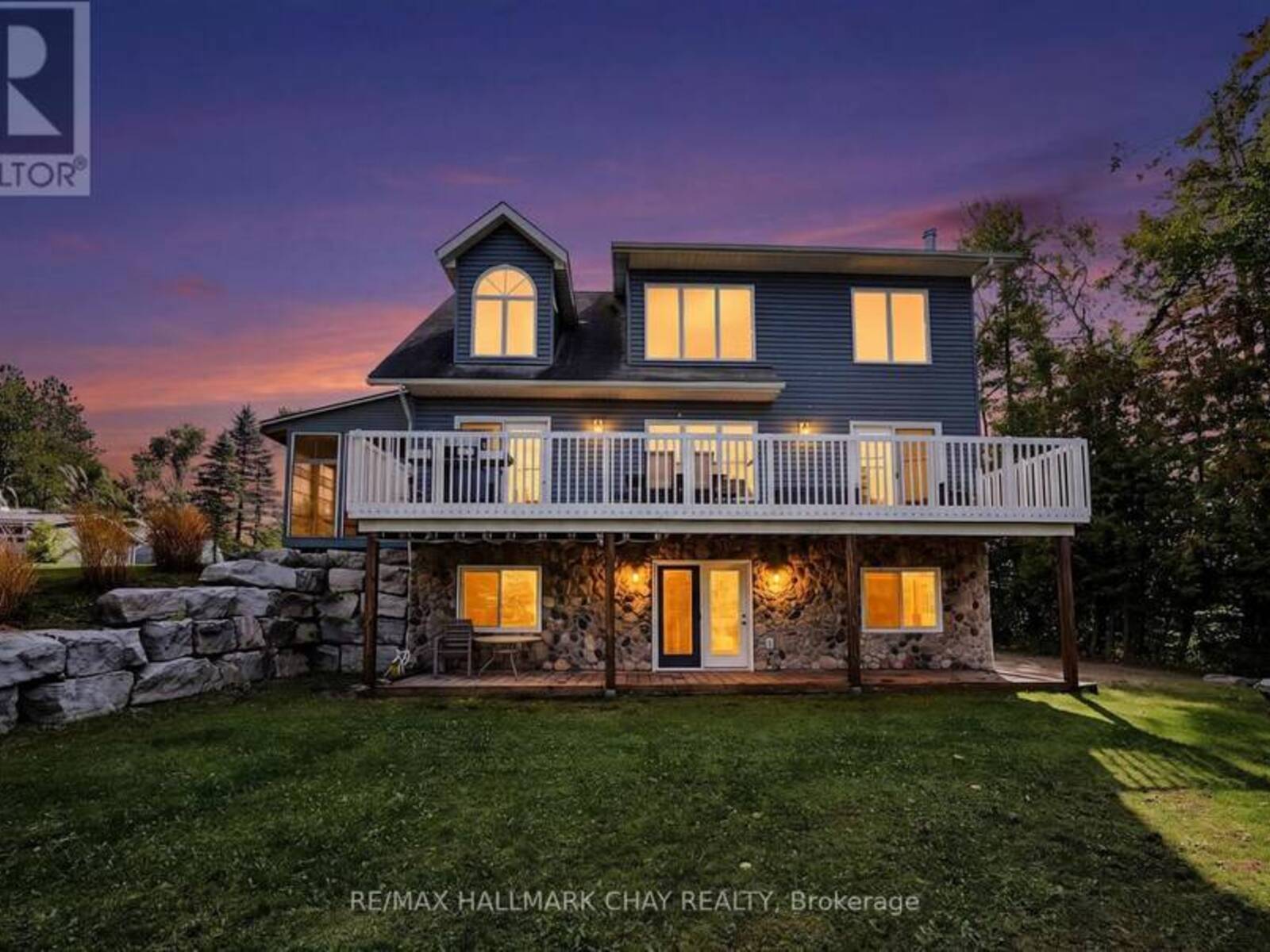 466 BEAUMONT DRIVE, Bracebridge, Ontario P1L 1X2