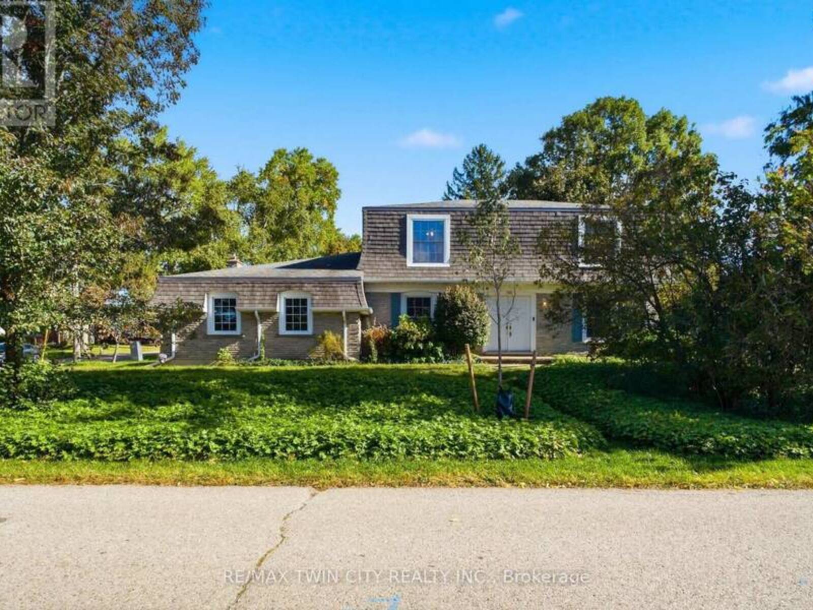 287 BLUE HERON RIDGE, Cambridge, Ontario N3H 3H1