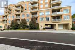 707 - 15277 YONGE STREET | Aurora Ontario | Slide Image Three