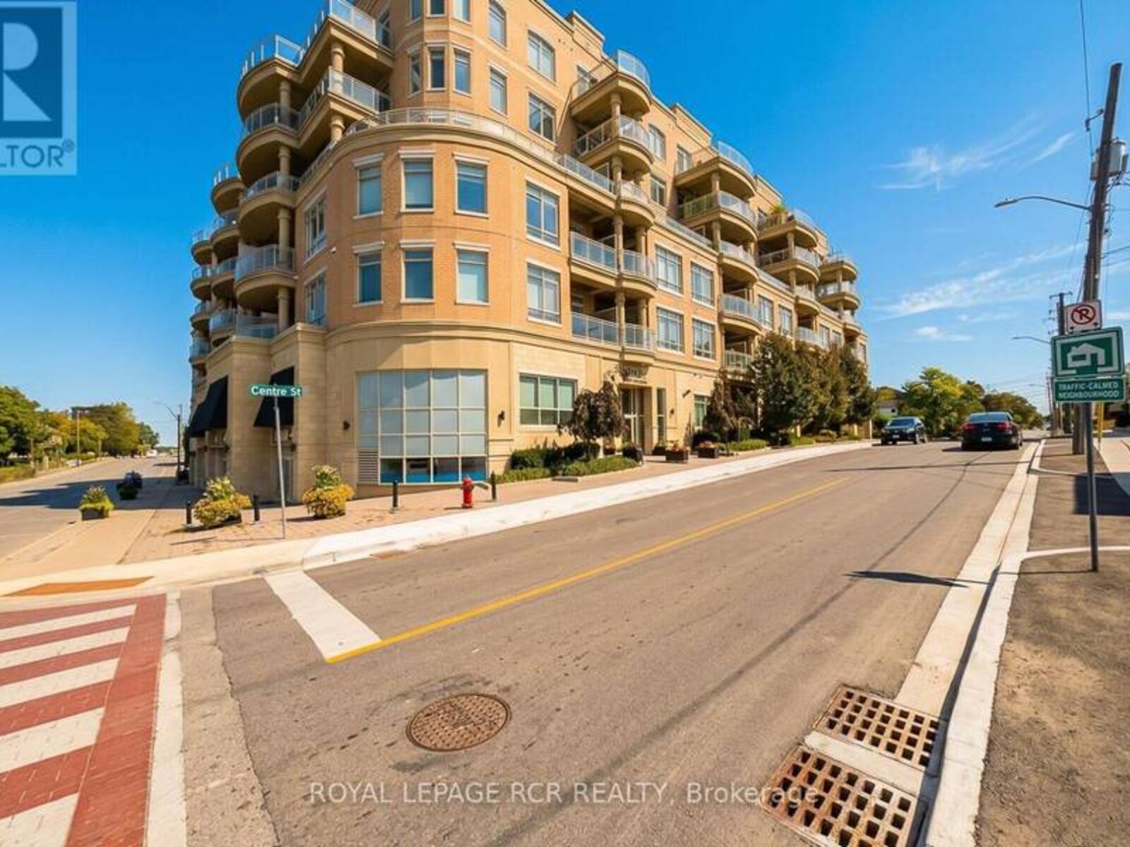 707 - 15277 YONGE STREET, Aurora, Ontario L4G 1Y3