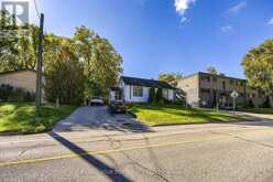 374 PENN AVENUE | Newmarket Ontario | Slide Image Four