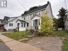 182 WOODWARD AVENUE | Sault Ste. Marie Ontario | Slide Image Two