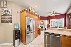 207 VALRIDGE DRIVE | Ancaster Ontario | Slide Image Eleven