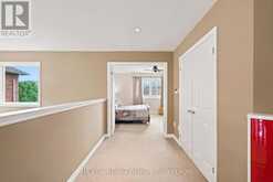 207 VALRIDGE DRIVE | Ancaster Ontario | Slide Image Twenty