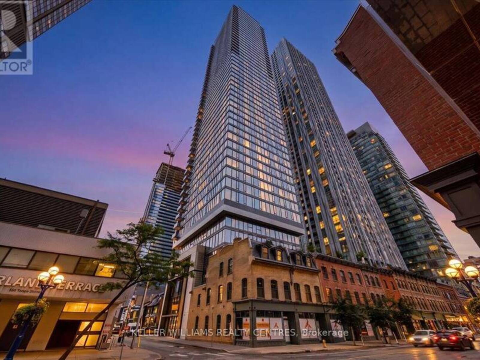 2606 - 8 CUMBERLAND STREET, Toronto, Ontario M4W 0B6