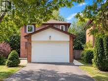 32 ARANKA COURT | Richmond Hill Ontario | Slide Image One