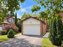 32 ARANKA COURT | Richmond Hill Ontario | Slide Image Two