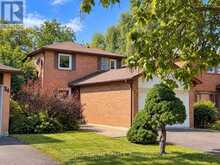 32 ARANKA COURT | Richmond Hill Ontario | Slide Image Three