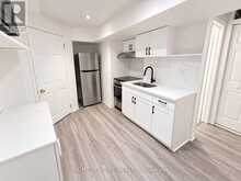 32 ARANKA COURT | Richmond Hill Ontario | Slide Image Nine
