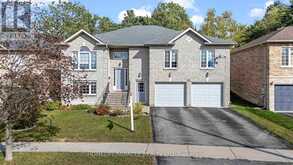 30 DOVE CRESCENT | Barrie Ontario | Slide Image One