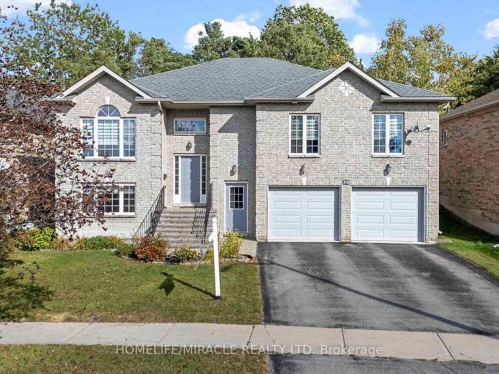 30 DOVE CRESCENT, Barrie, Ontario L4N 7Z3