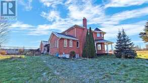 571 HICKORY BEACH ROAD | Fenelon Falls Ontario | Slide Image Eight