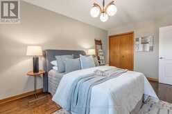 18 SORLYN AVENUE | Toronto Ontario | Slide Image Thirteen