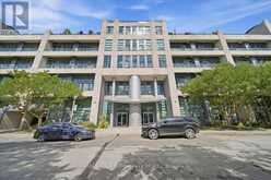 227 - 380 MACPHERSON AVENUE | Toronto Ontario | Slide Image Thirty