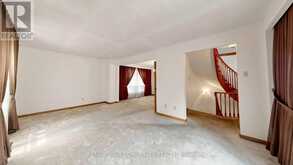 2 TRIMONTIUM CRESCENT | Toronto Ontario | Slide Image Five