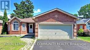 102 COLUMBIA ROAD | Barrie Ontario | Slide Image Three