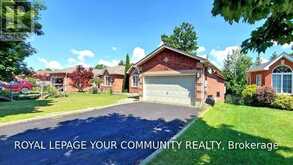 102 COLUMBIA ROAD | Barrie Ontario | Slide Image Four