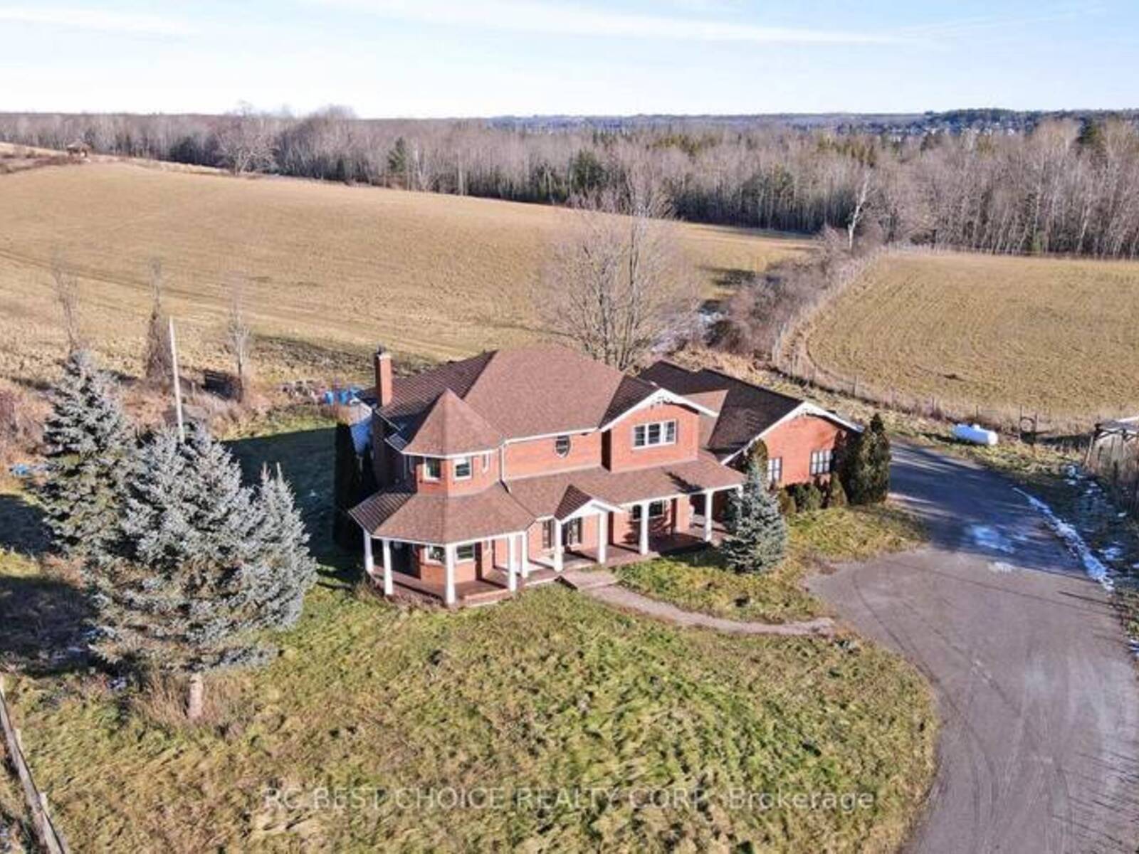 571 HICKORY BEACH ROAD, Fenelon Falls, Ontario K0M 1N0