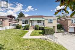 13 LISCOMBE ROAD | Toronto Ontario | Slide Image Two