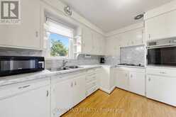 13 LISCOMBE ROAD | Toronto Ontario | Slide Image Nine