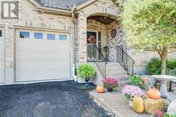 27 CORAL GABLES CRESCENT | Elmira Ontario | Slide Image Five