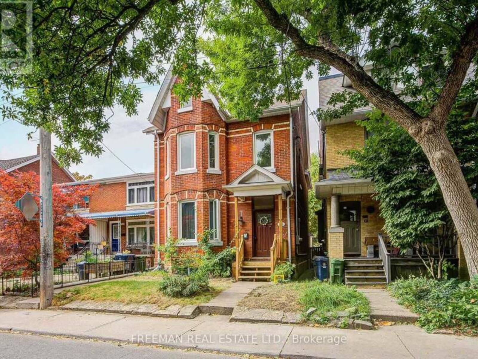 756 EUCLID AVENUE, Toronto, Ontario M6G 2V2