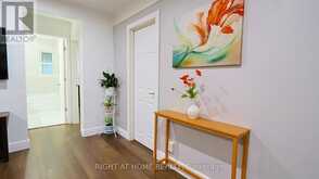 82 NORMANHURST AVENUE | Hamilton Ontario | Slide Image Eight