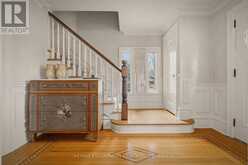 74 OAK KNOLL DRIVE | Hamilton Ontario | Slide Image Four