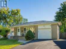 8 BELLBURY CRESCENT | Toronto Ontario | Slide Image One
