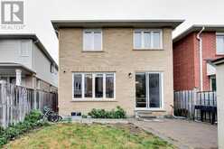 15 WHITEROSE LANE | Whitchurch-Stouffville Ontario | Slide Image Forty-one