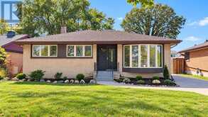 1275 PARKVIEW AVENUE | Windsor Ontario | Slide Image One