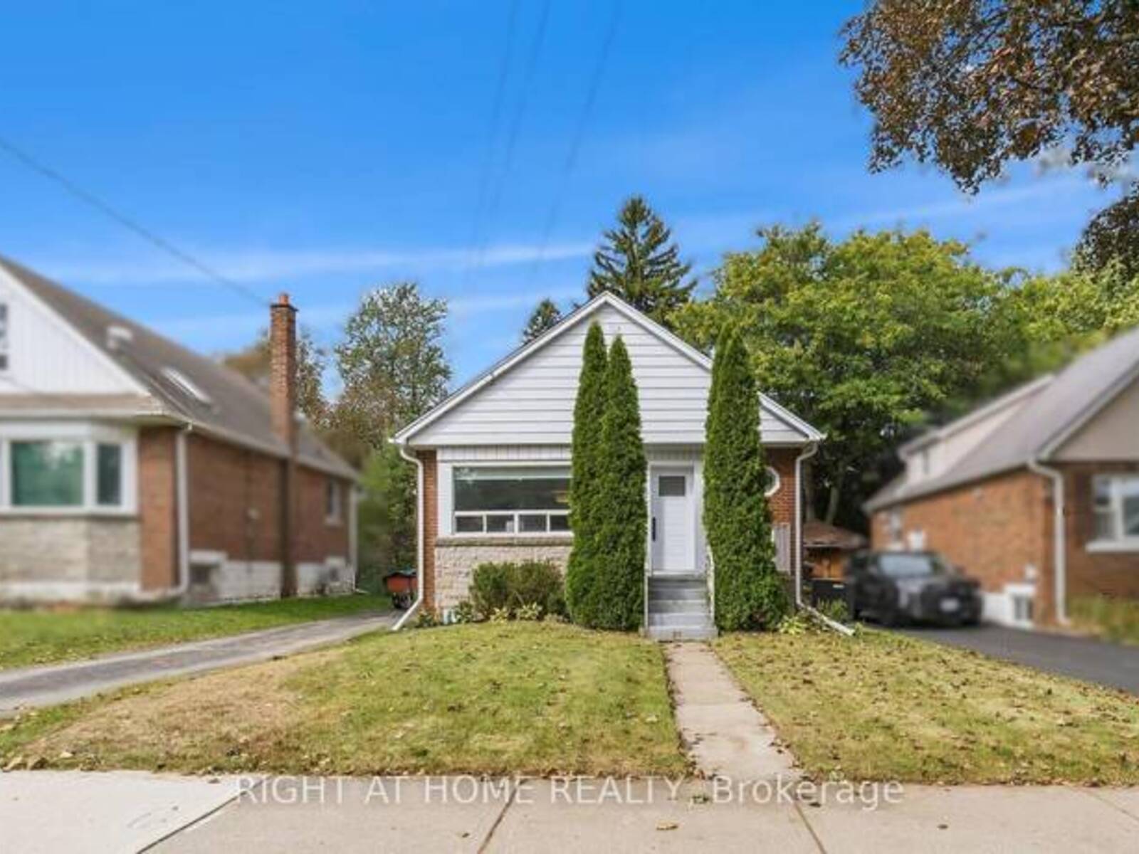 206 EAST 19TH STREET, Hamilton, Ontario L9A 4S5