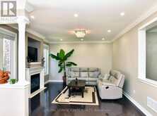 42 GRAYLEAF DRIVE | Whitchurch-Stouffville Ontario | Slide Image Eight