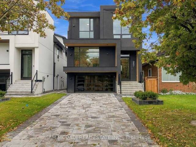 957 HALLIDAY AVENUE Mississauga Ontario, L5E 1P4 - 5 Bedrooms Waterfront Home For sale