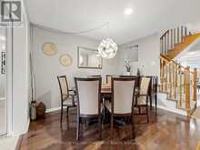 203 CHILCOTT CRESCENT | Newmarket Ontario | Slide Image Thirteen