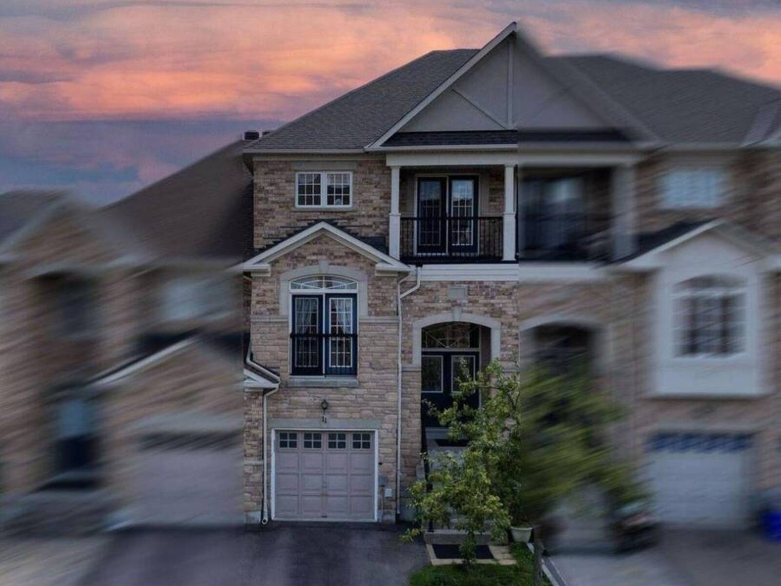 11 LITTLERIVER COURT, Vaughan, Ontario L6A 0K4