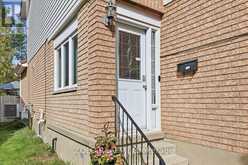 401 HIDDEN CREEK DRIVE | Kitchener Ontario | Slide Image Three