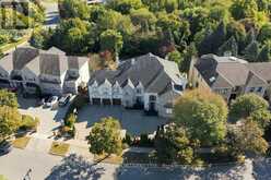39 DEWBOURNE AVENUE | Richmond Hill Ontario | Slide Image Four