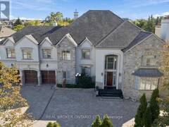 39 DEWBOURNE AVENUE Richmond Hill Ontario, L4B 3G9