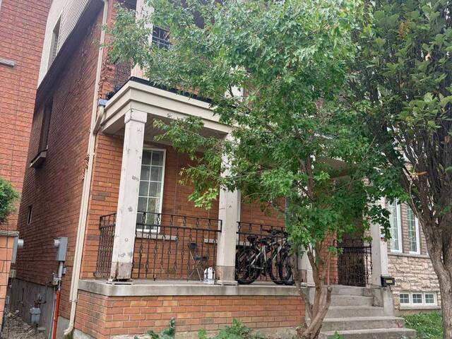 10 ALDWINCKLE HEIGHTS Toronto Ontario, M3J 3S6 - 13 Bedrooms Home For Sale