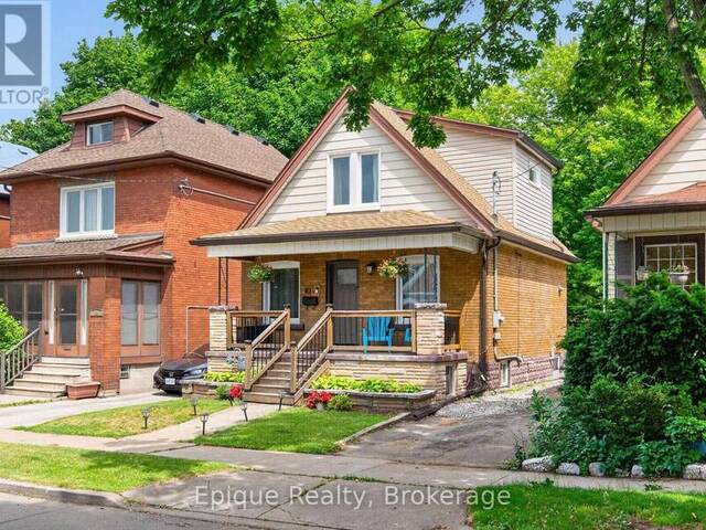 93 GRAHAM AVENUE S Hamilton Ontario, L8K 2M2 - 2 Bedrooms Home For Sale