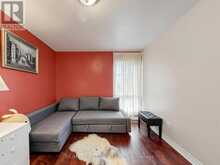 44 - 121 POPLAR CRESCENT | Aurora Ontario | Slide Image Forty-one