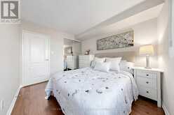 301 - 5 WELDRICK ROAD W | Richmond Hill Ontario | Slide Image Twenty-two