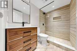 732 - 75 WELDRICK ROAD E | Richmond Hill Ontario | Slide Image Twenty-two