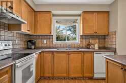 14 - 2871 DARIEN ROAD | Burlington Ontario | Slide Image Nine