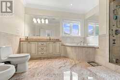 412 MANHATTAN DRIVE | Markham Ontario | Slide Image Fifteen