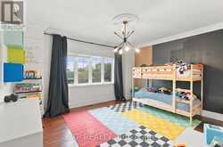 412 MANHATTAN DRIVE | Markham Ontario | Slide Image Eighteen