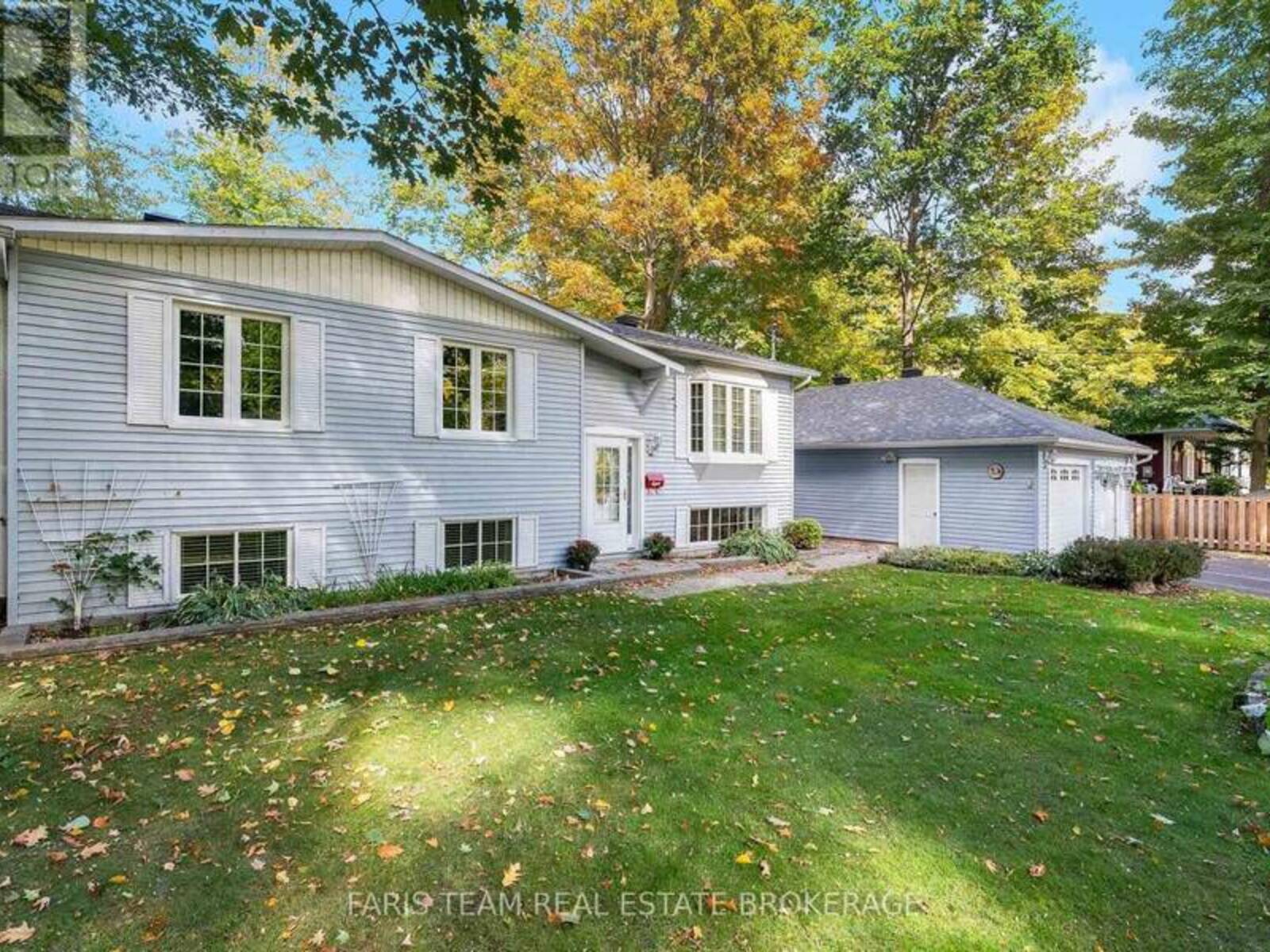 8 PINECONE AVENUE, Tiny, Ontario L9M 0J2