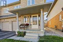 184 PELECH CRESCENT | Hamilton Ontario | Slide Image Three